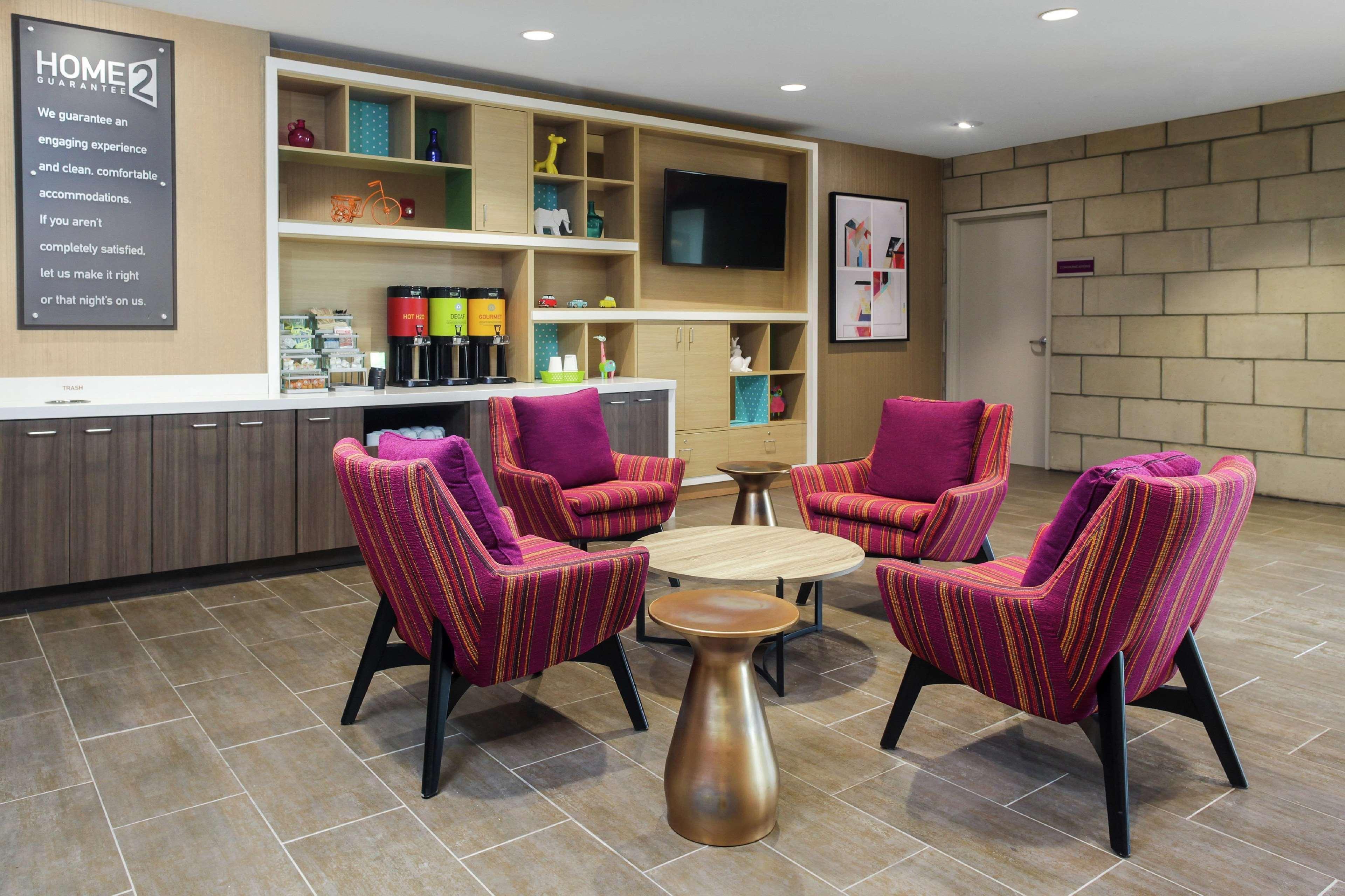 Home2 Suites By Hilton Louisville Airport Expo Center Екстер'єр фото