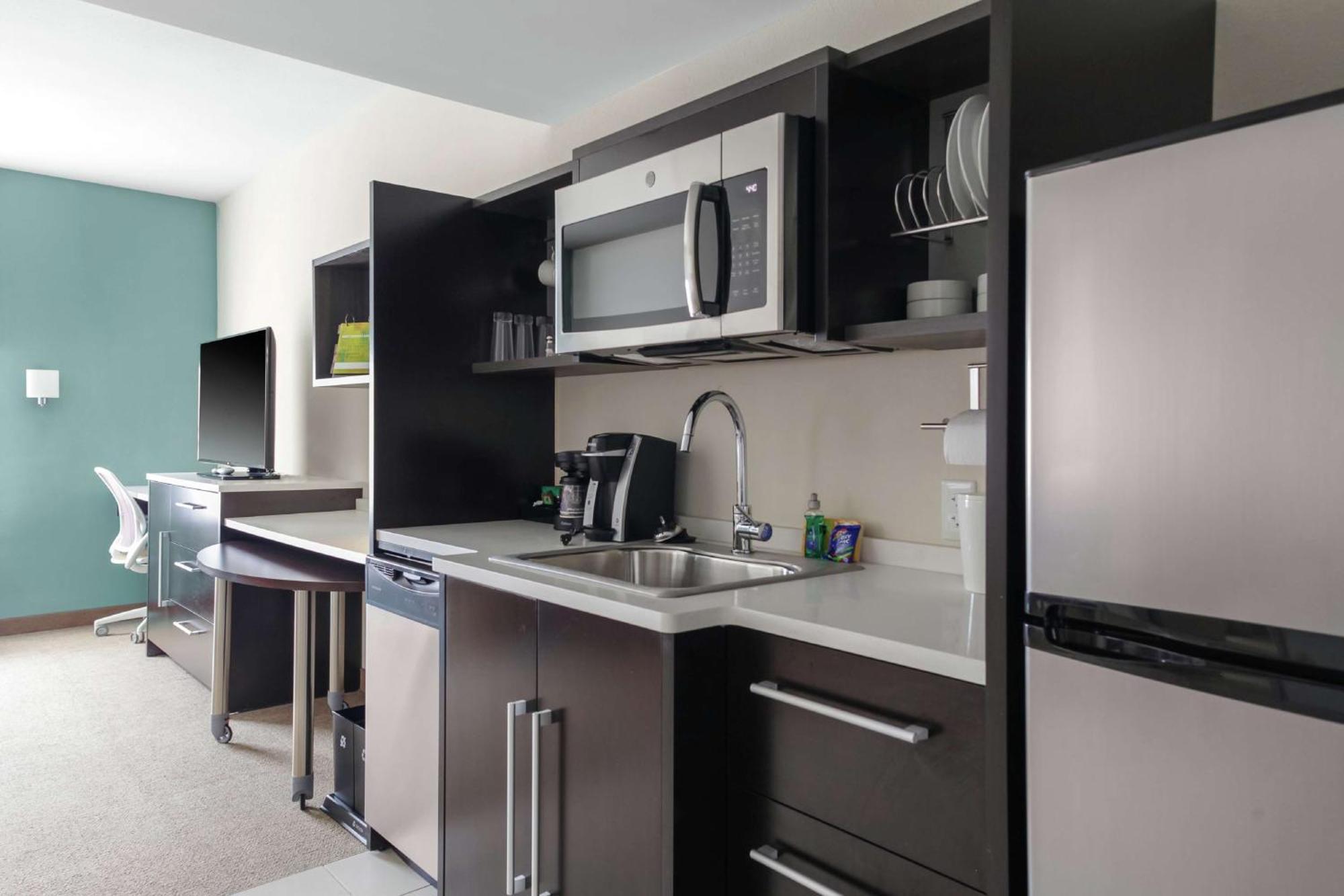 Home2 Suites By Hilton Louisville Airport Expo Center Екстер'єр фото